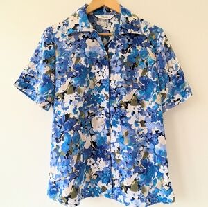 VINTAGE Floral Button Up Short Sleeve Shirt